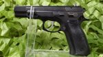 PISTOLA CZ 9mm SEMI AUTO USADA - Imagen 3