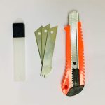 TRINCHETA CON REPUESTO