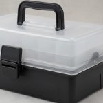 Caja De Pesca Explorer Mediana Con 2 Bandejas Organizadoras - Imagen 11