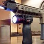 Linterna Agarre Grip Sig Sauer Softair Con Luz Roja Auxiliar - Imagen 3