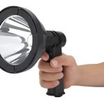 Linterna De Mano Recargable Eagleye Led T6 10w Negro 810lm Caza Pesca Blanco