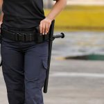 Esposas Profesionales Explorer Con Llaves Y Tonfa - Imagen 5