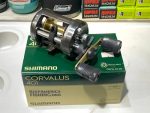 Reel Rotativo Shimano Corvalus 401 Izquierdo Color Gris - Imagen 6