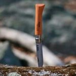 Navaja Opinel N° 7 Carbono En Blister Gran Aventura - Imagen 4